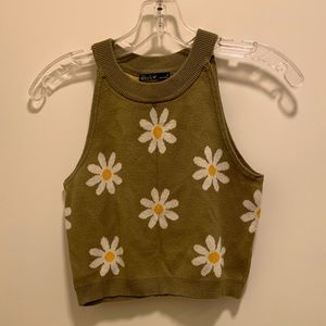 Daisy Cropped Tank Top (size m)